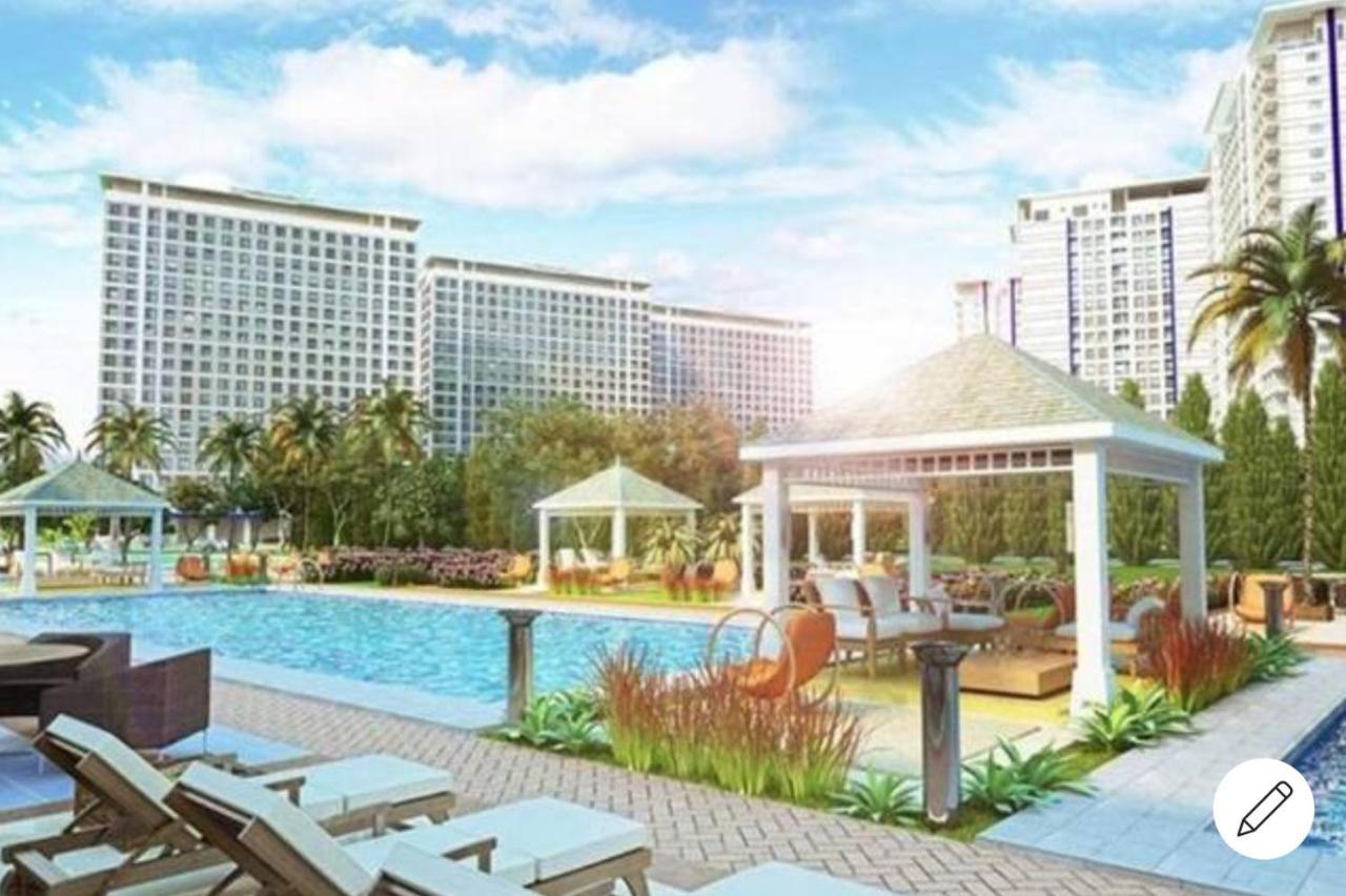 Apartment Wind Designer Appt Overlooking Taal - Tower 1 - 42sqm *