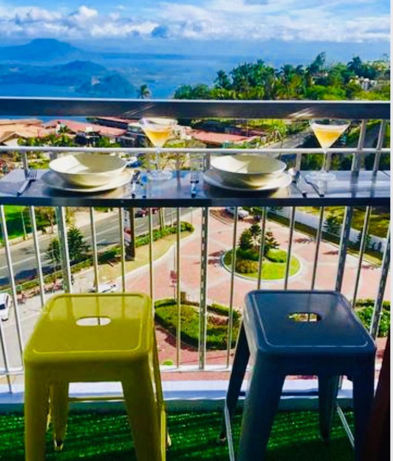 Apartment Wind Designer Appt Overlooking Taal - Tower 1 - 42sqm Tagaytay City