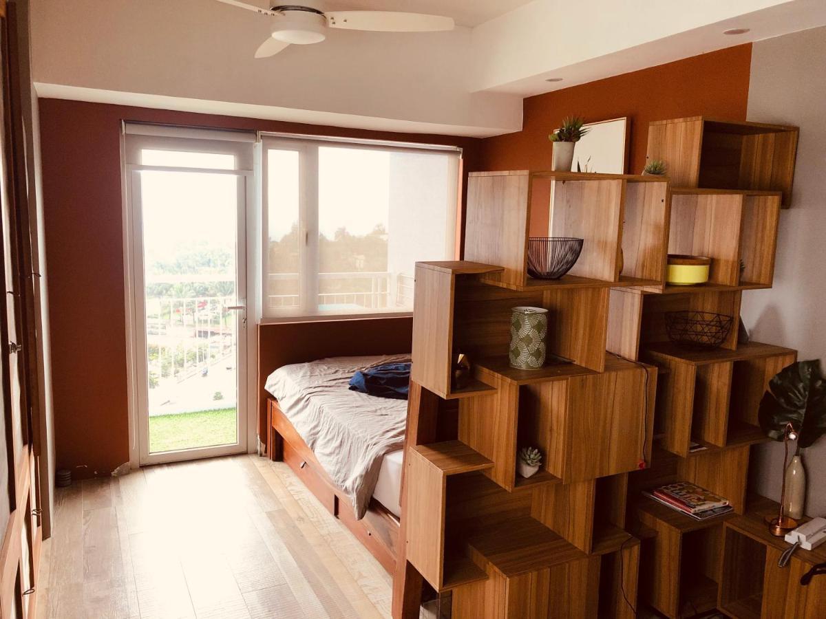 Wind Designer Appt Overlooking Taal - Tower 1 - 42sqm Apartment Tagaytay City